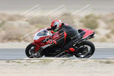 media/May-05-2025-Moto Forza (Mon) [[3c1838c5e5]]/2-B Group/Session 3 (Panning Test Turn 14 Inside)/